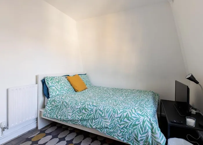 Private Bedroom In London Euston